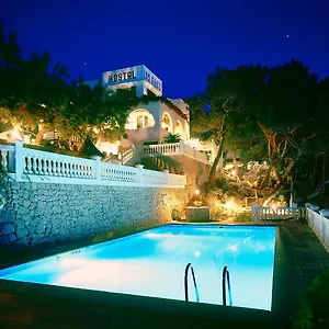 Los Pinos Bed & Breakfast